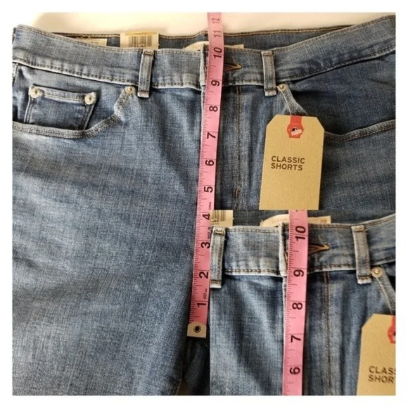 NEW Levi's Premium Women Sz‎ 28 Blue Mid-Rise Cuffed Hem Denim Jean Shorts - Picture 8 of 13
